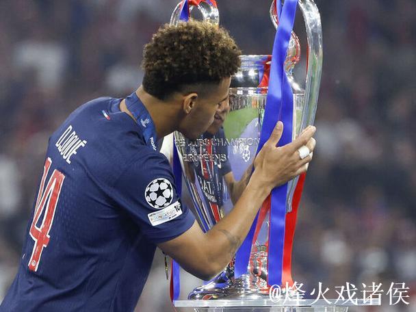 法甲-杜埃破门巴黎1-0胜 提前6轮夺法甲冠军