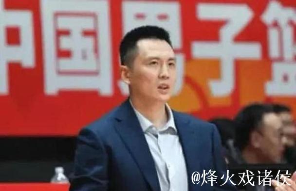 七连胜献礼俱乐部三十周年,卢伟希望球队“为上海拿到最高荣誉” 七连胜献礼俱乐部三十周年,卢伟希望球队“为上海拿到最高荣誉”