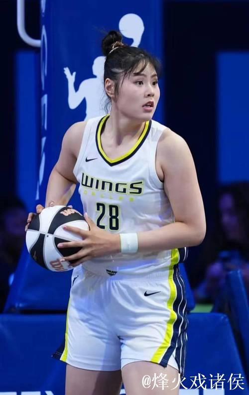 李月汝：队友和教练都在帮我 打得越来越自如